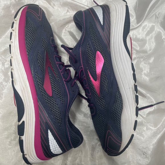 BROOKS DYAD 9 Shoes - Picture 3 of 10